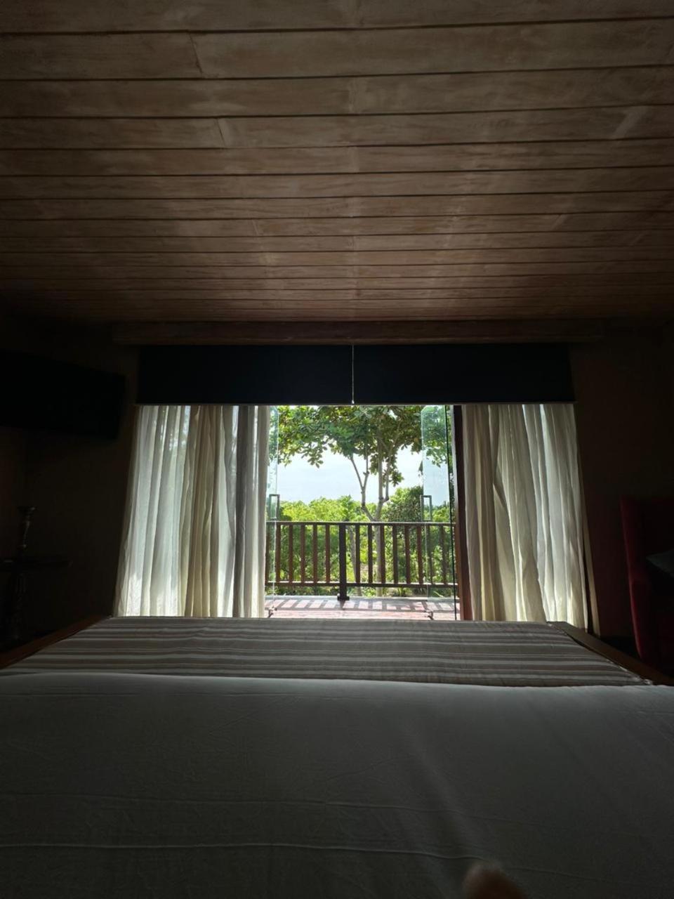 Nikara Luxury Beach House Tissamaharama Extérieur photo