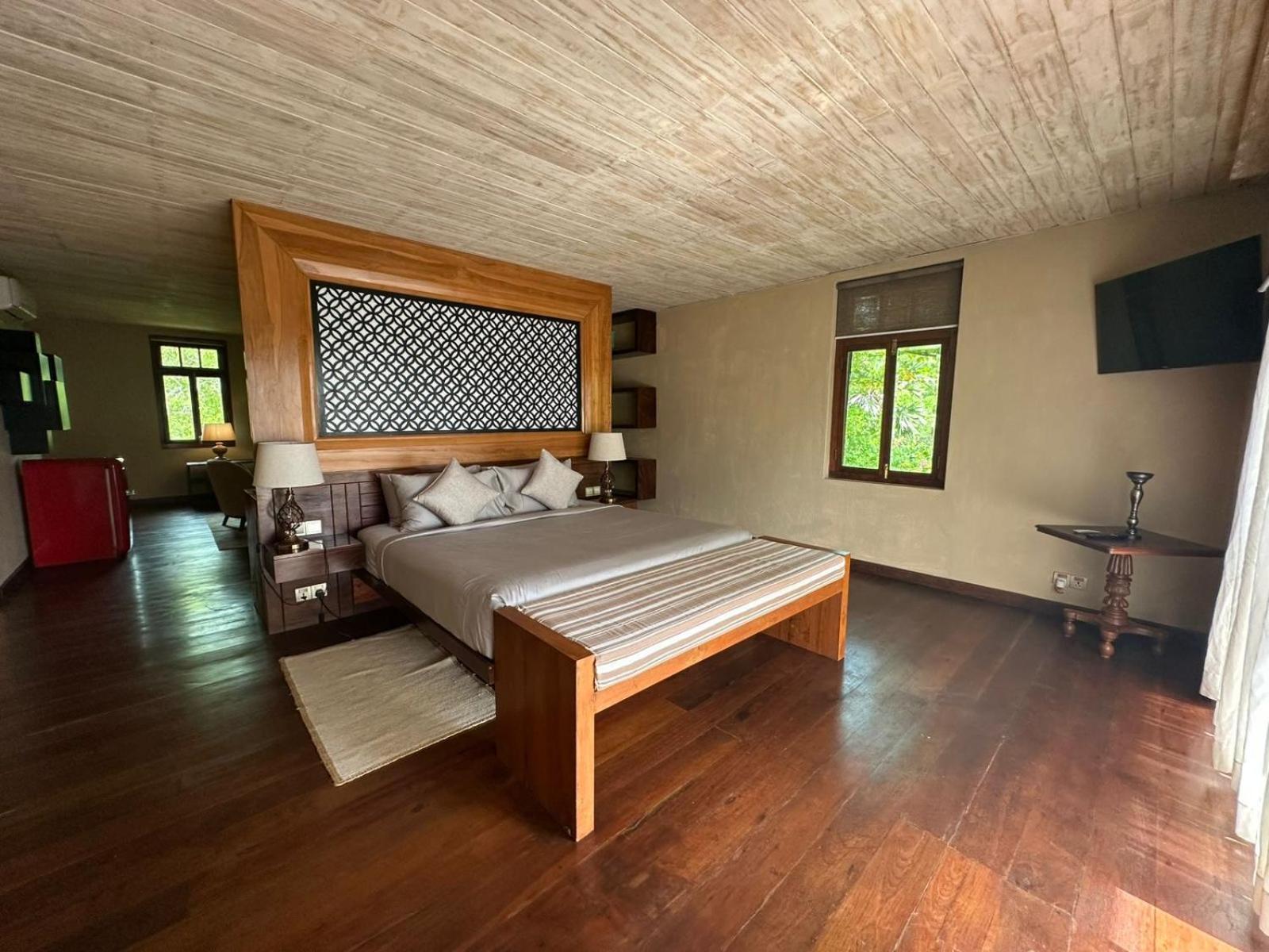 Nikara Luxury Beach House Tissamaharama Extérieur photo