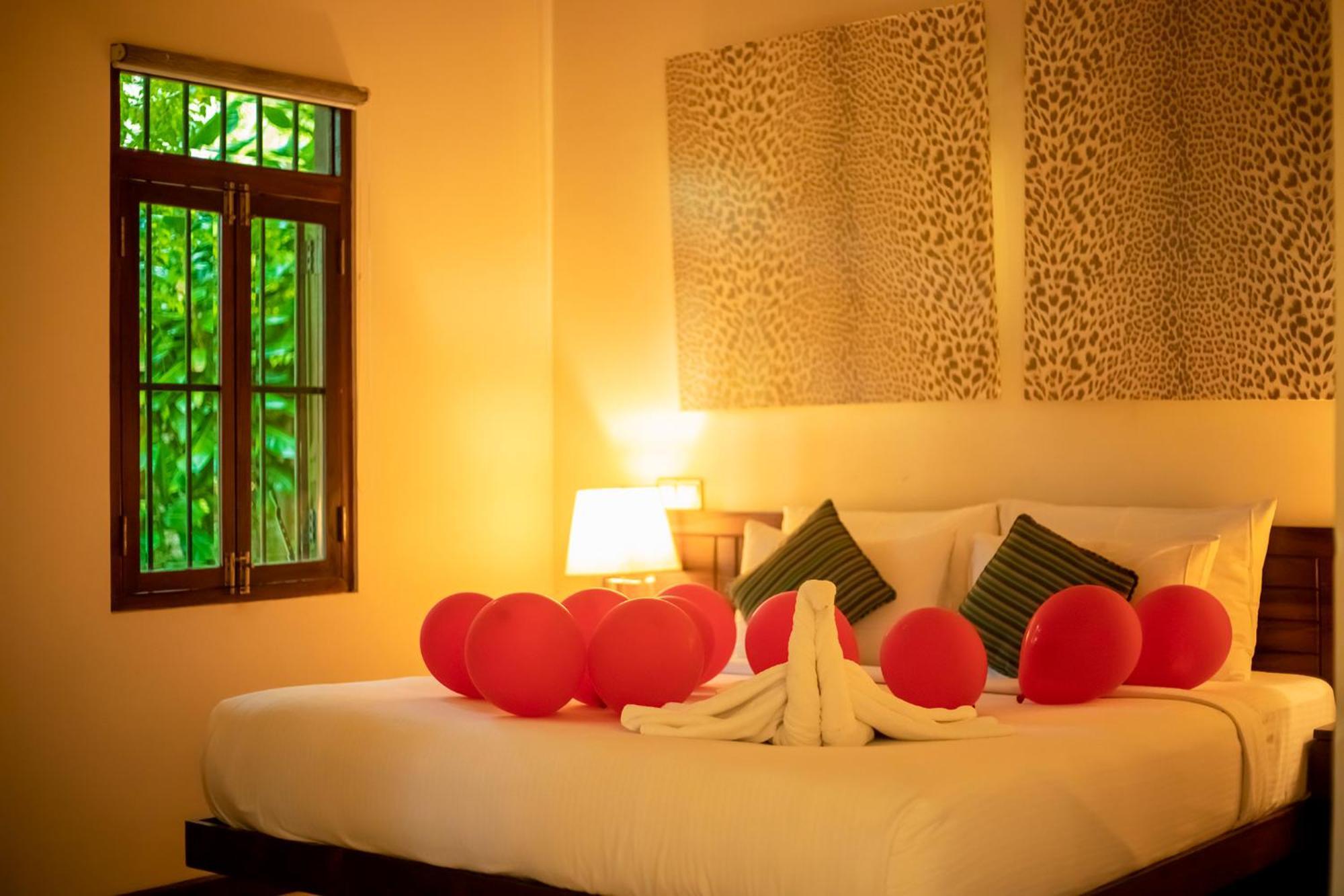 Nikara Luxury Beach House Tissamaharama Extérieur photo