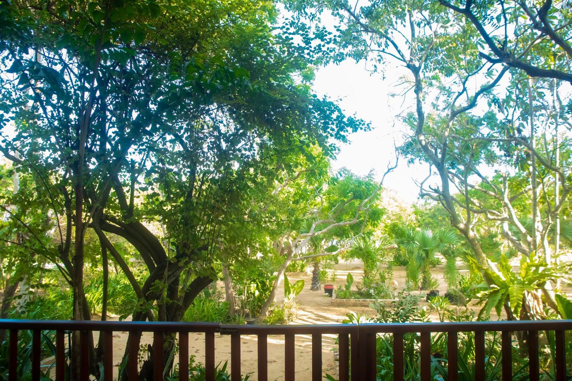 Nikara Luxury Beach House Tissamaharama Extérieur photo